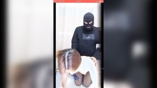 高跟黑丝苗窕骚货上位坐骑蒙面大汉操逼