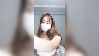 快乐的妮妮学生妹下海了年轻的肉体就是好