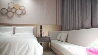 哥现在只是个传说高端极品甜美型大奶小姐姐
