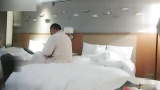 男士SPA洗浴中心约操气质女销售