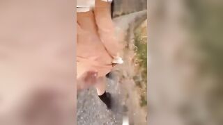 绿帽男淫妻野战绿帽男带淫妻野外勾引钓鱼佬