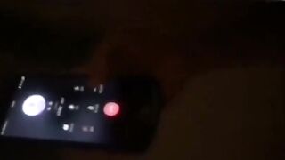性瘾大奶骚货偷情不回家老公打来好几次电话查岗强忍着不敢呻吟
