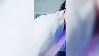 美少女魔鬼身材浓密的阴毛自慰大秀
