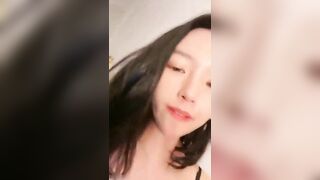 美臀苗窕骚货淫声荡语撩骚互动道具自慰