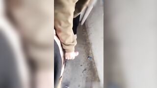 两名好色高中生再楼道给老师口交