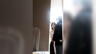 金先生约炮91年网红科技脸每日新闻的实习女记者