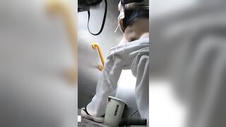 美女们厕所尿尿