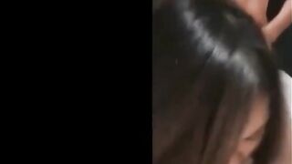 美发店老板娘新婚夜玩3P
