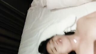 约炮白皙熟女下班后找小哥的肉棒多汁密穴