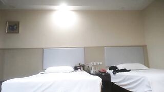 玄歌丶寻花新人老哥点了个大奶少妇