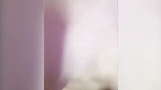 网红小表妹据说某AP百万粉丝跟表哥开豪华浴缸鸳鸯房