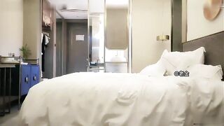 探花翻车网曝门事件偷拍外围女翻车被暴打