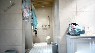 大神潜入洗浴会所浴池偷拍