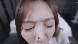 超巨乳本垒奈的激情客房服务她湿透的小穴在呼唤着我只好往这淫荡的小穴再来一发了