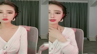 SSS级超高颜值主播